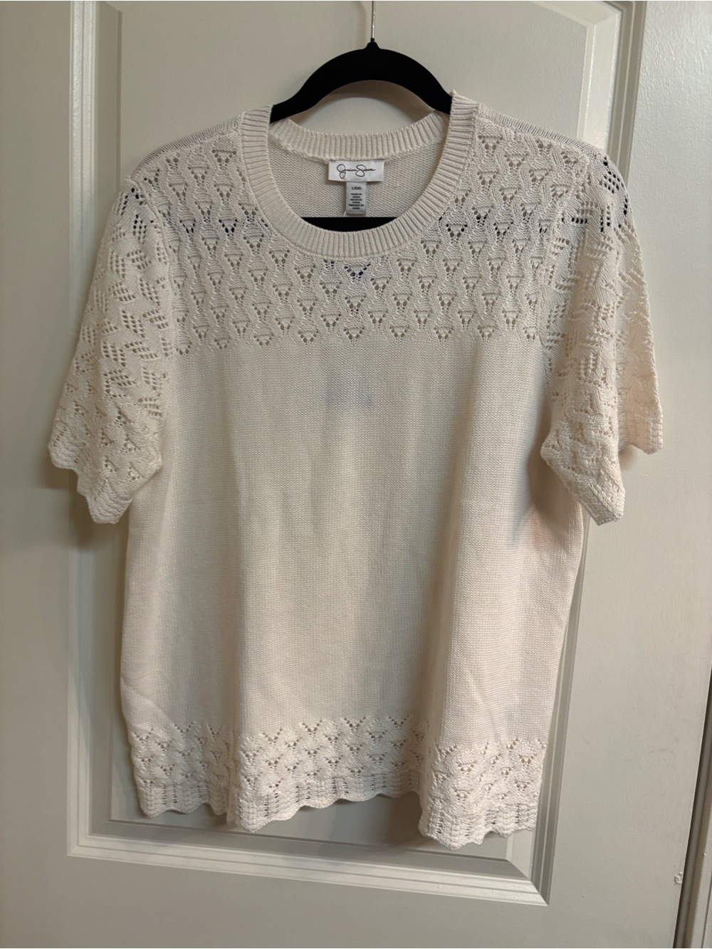 Jessica Simpson Cream Short-Sleeve lightweight Sweater Top with Eyelet Detail